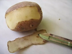 OBIERACZKA VICTORINOX 5.0203 DO WARZYW DWUSTRONNA